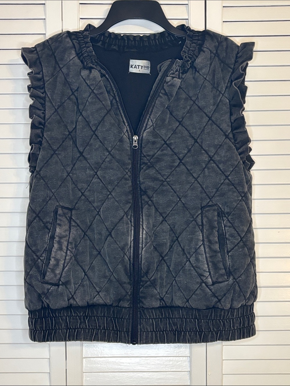 Katydid Quilted Ruffle-Trim Cotton Quilted Vest in Charcoal L